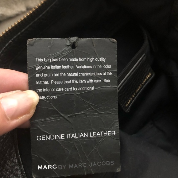 Authentic Marc by Marc Jacobs Bag. Shoulder or Crossbody. Mint condition. - Picture 10 of 10